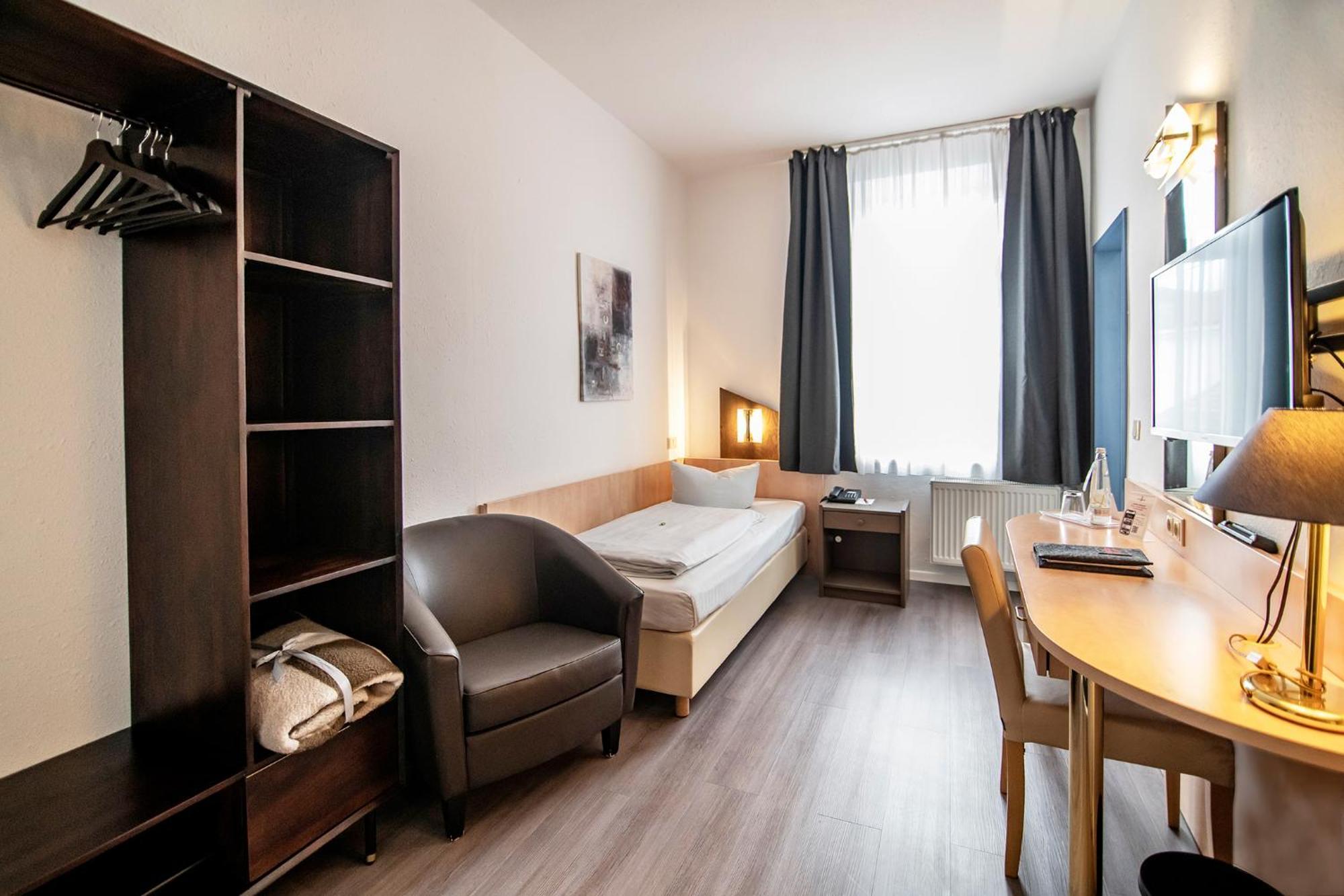 Weidenhof 3*